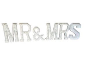 Marquee Letters "MR & MRS" - 4ft