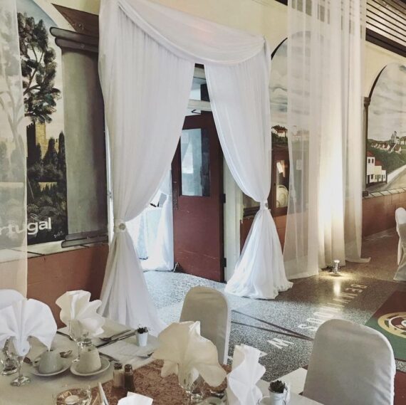 Entryway/Arch – 7ft – 12ft – Installed