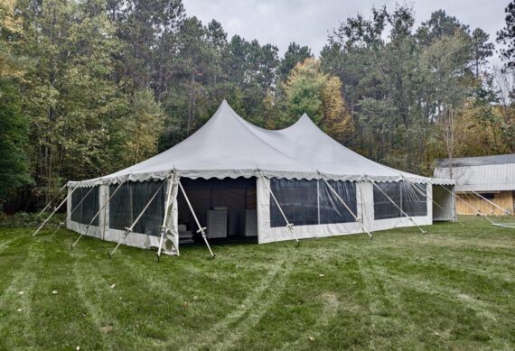 40×60 – Pole Tent – Anchor Century