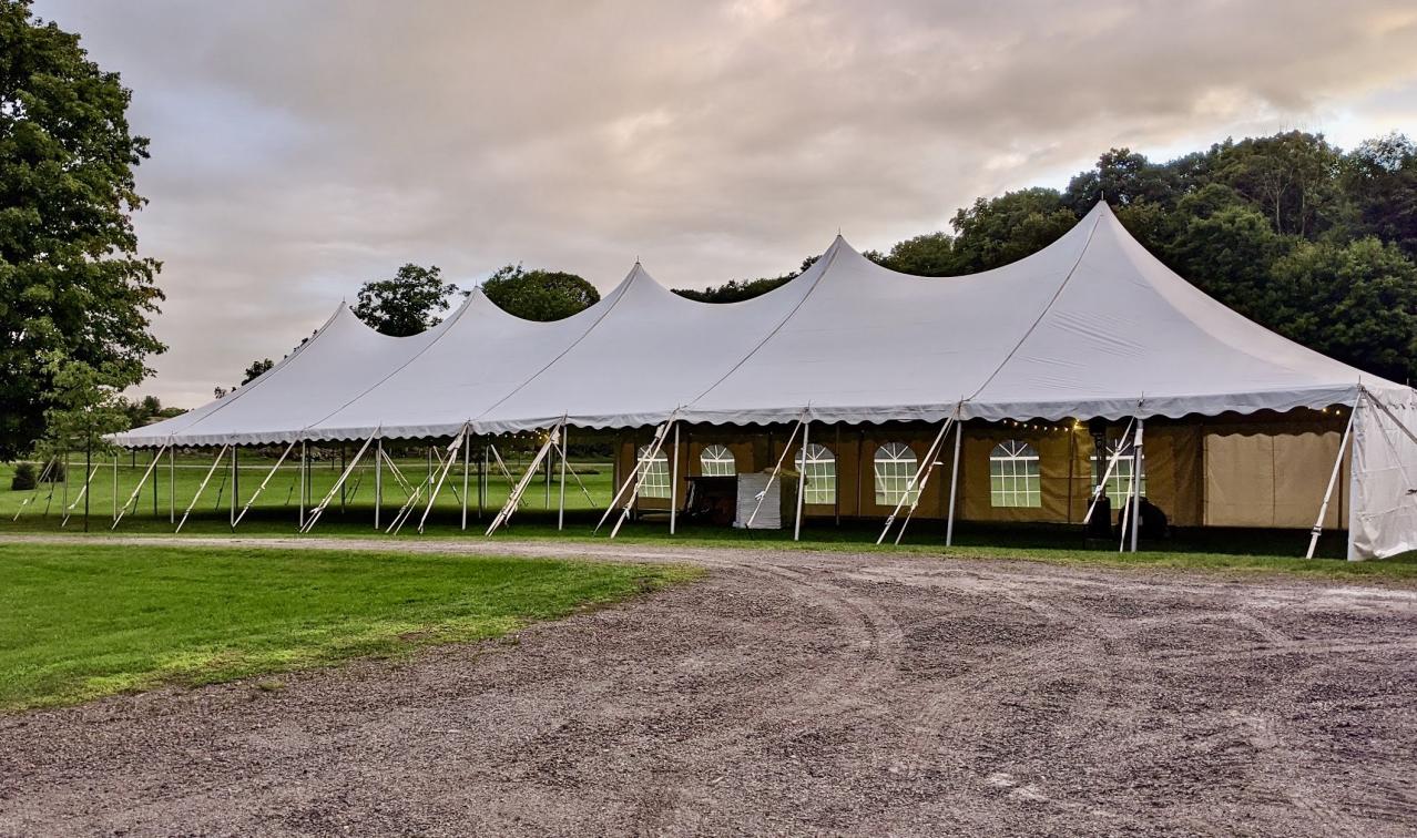 40×120 – Pole Tent – Anchor Century