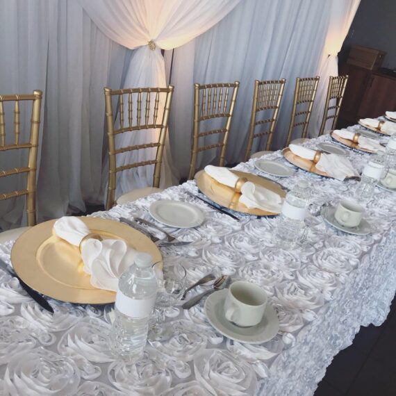 Tablecloth, White Rosette - 90" x 156"