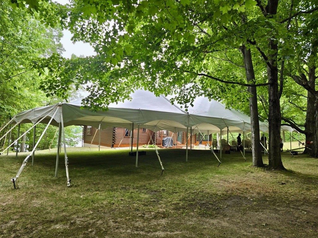 30×80 – Pole Tent – Anchor Century